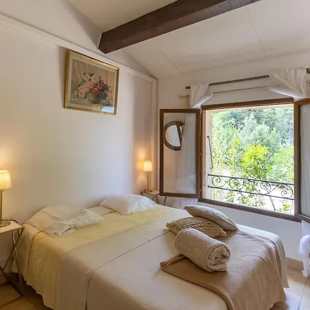 Provencal * Grospierres