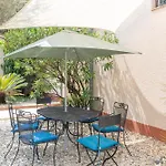 Provencal בית כפרי
