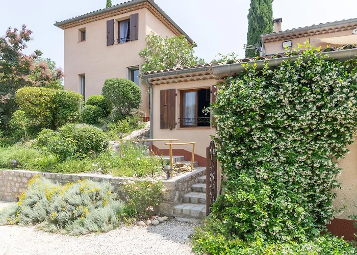 Landhaus Provencal Grospierres